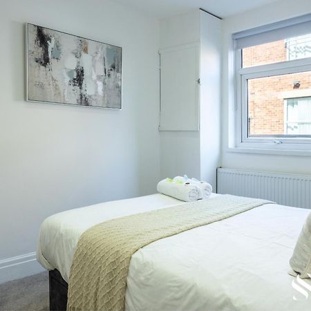 One Bedroom Apartment At Smooth Stays Short Lets & Serviced Accommodation Preston With Parking Near Train Station Luaran gambar